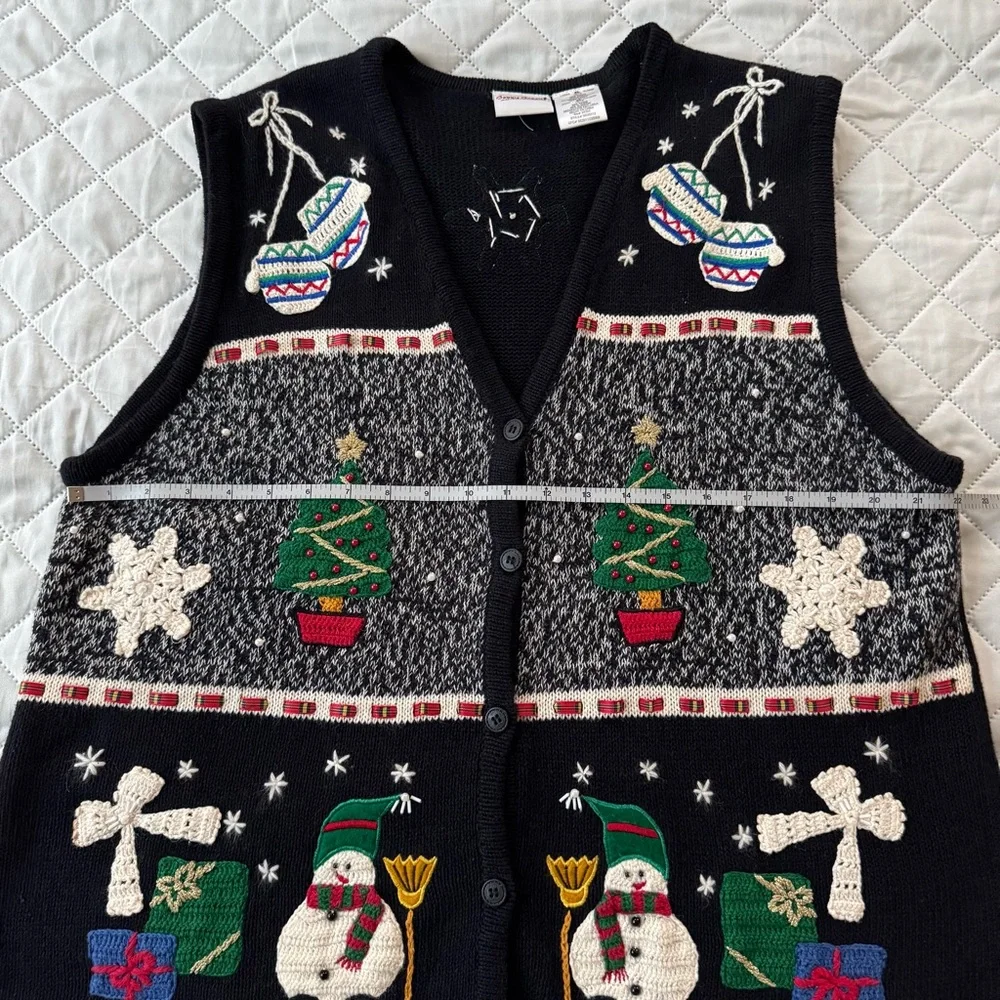 VTG Bobbie Brooks Black and White Christmas Sweater XL Vest